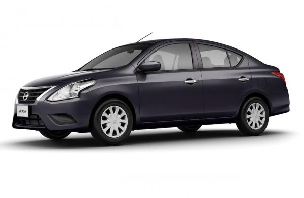 Nissan Versa Automatico Full